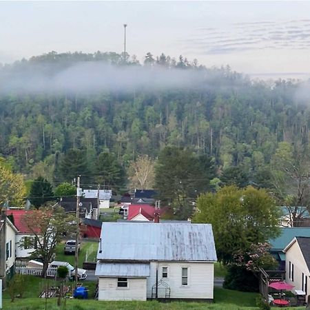 Cozy Fries Escape With Mountain And River Views! Galax Exterior foto